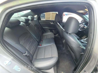 2023 Kia Forte GT-Line - miniatura 16