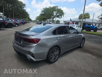 2023 Kia Forte GT-Line - miniatura 3