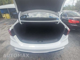 2023 Kia Forte GT-Line - miniatura 14
