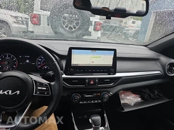 2023 Kia Forte GT-Line - miniatura 14