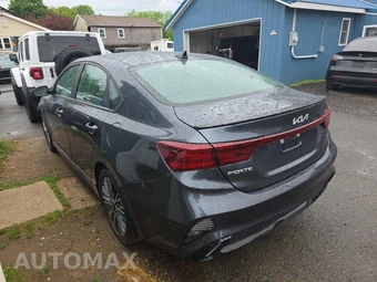 2023 Kia Forte GT-Line - miniatura 6