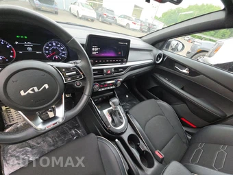 2023 Kia Forte GT-Line - miniatura 11