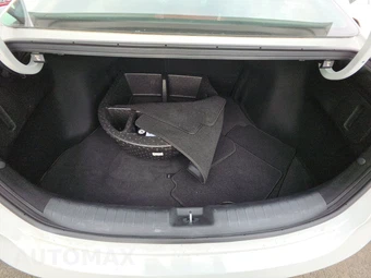 2023 Kia Forte GT-Line - miniatura 16