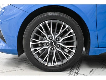 2023 Kia Forte GT-Line - miniatura 19