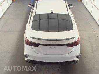2023 Kia Forte GT-Line - miniatura 13