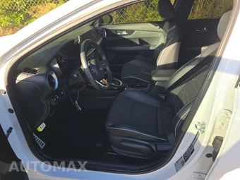 2023 Kia Forte GT-Line - miniatura 5