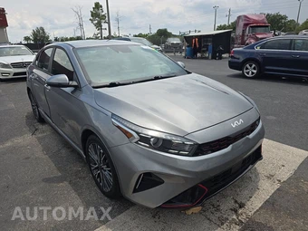2023 Kia Forte GT-Line - miniatura 3