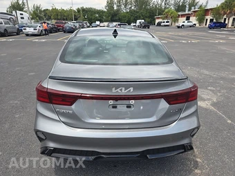2023 Kia Forte GT-Line - miniatura 5