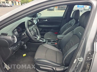 2023 Kia Forte GT-Line - miniatura 7