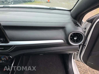 2023 Kia Forte GT-Line - miniatura 19