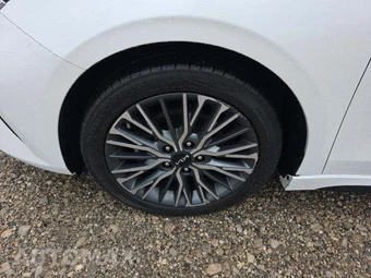 2023 Kia Forte GT-Line - miniatura 22