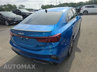 2023 Kia Forte GT-Line – miniatura 4