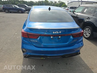 2023 Kia Forte GT-Line – miniatura 5