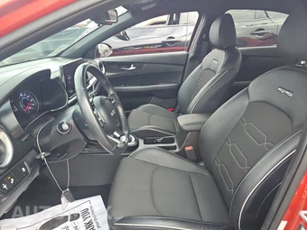 2023 Kia Forte GT-Line - miniatura 7