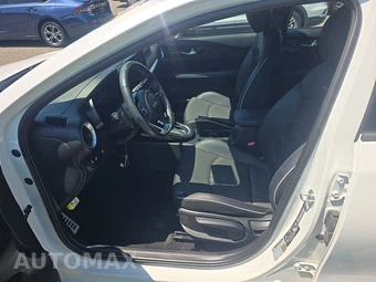 2023 Kia Forte GT-Line - miniatura 7