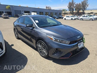 2023 Kia Forte GT-Line - miniatura 3