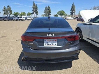 2023 Kia Forte GT-Line - miniatura 5