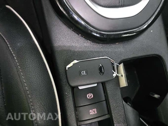 2023 Kia Forte GT-Line - miniatura 8