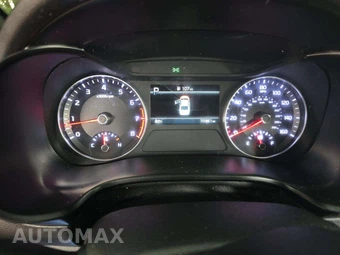 2023 Kia Forte GT-Line - miniatura 9