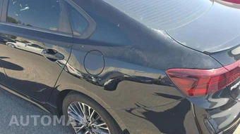 2023 Kia Forte GT-Line - miniatura 21