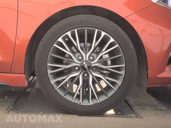 2023 Kia Forte GT-Line - miniatura 10