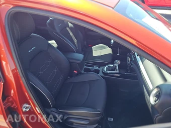 2023 Kia Forte GT-Line - miniatura 14
