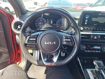 2023 Kia Forte GT-Line - miniatura 16