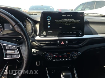 2023 Kia Forte GT-Line - miniatura 17
