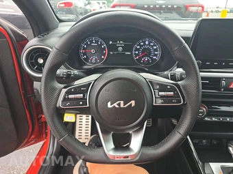 2023 Kia Forte GT-Line - miniatura 10
