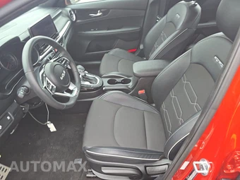 2023 Kia Forte GT-Line - miniatura 7