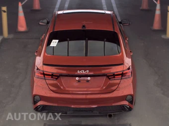 2023 Kia Forte GT-Line – miniatura 5
