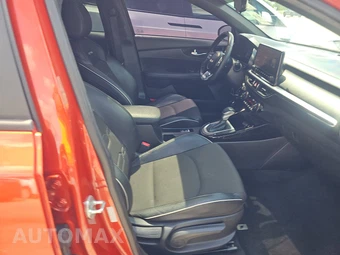 2023 Kia Forte GT-Line – miniatura 8