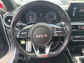 2023 Kia Forte GT-Line - miniatura 10