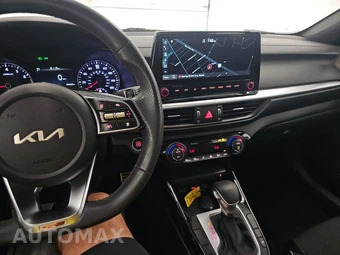 2023 Kia Forte GT-Line - miniatura 11