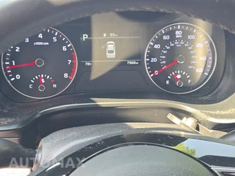 2023 Kia Forte GT-Line - miniatura 12
