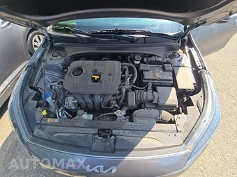 2023 Kia Forte GT-Line - miniatura 15