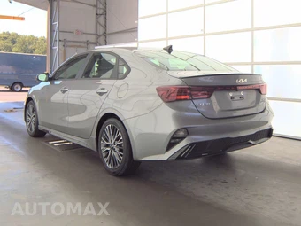 2023 Kia Forte GT-Line - miniatura 6
