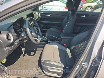 2023 Kia Forte GT-Line - miniatura 7