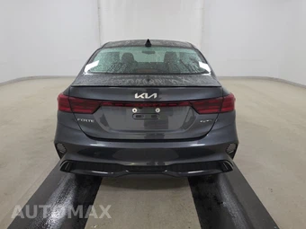 2023 Kia Forte GT-Line - miniatura 5