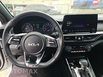 2023 Kia Forte GT-Line - miniatura 11