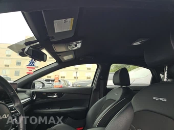 2023 Kia Forte GT-Line - miniatura 24