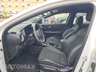 2023 Kia Forte GT-Line - miniatura 7