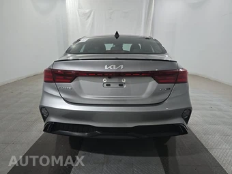 2023 Kia Forte GT-Line – miniatura 5