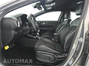2023 Kia Forte GT-Line – miniatura 7