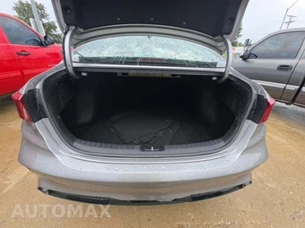 2023 Kia Forte GT-Line – miniatura 14