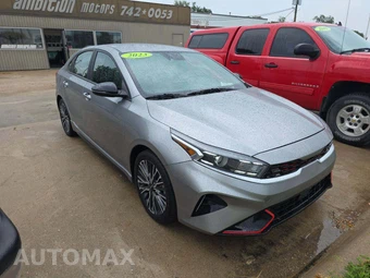 2023 Kia Forte GT-Line – miniatura 4