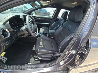 2023 Kia Forte GT-Line - miniatura 7