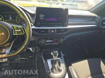 2023 Kia Forte GT-Line - miniatura 10