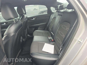 2023 Kia Forte GT-Line - miniatura 13
