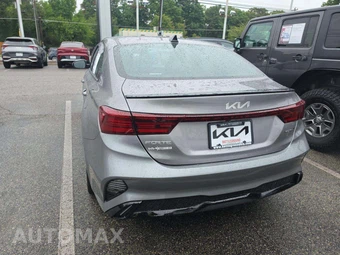 2023 Kia Forte GT-Line - miniatura 2